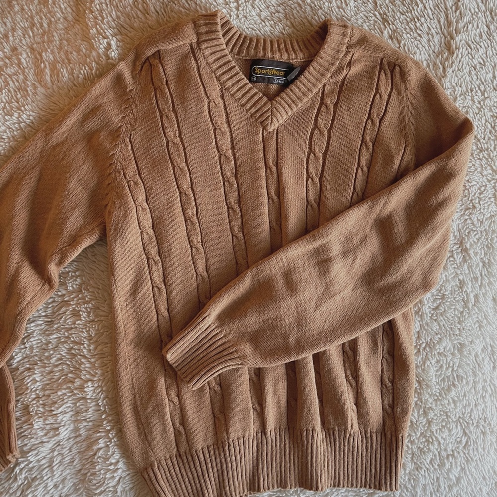 Vintage beige cable knit sweater
